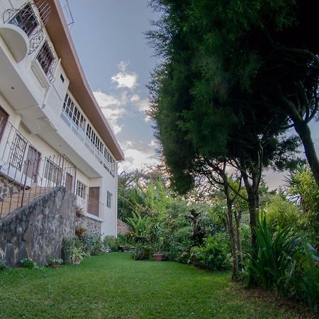 Отель El Balcon De Ataco Консепсьон-де-Атако Экстерьер фото